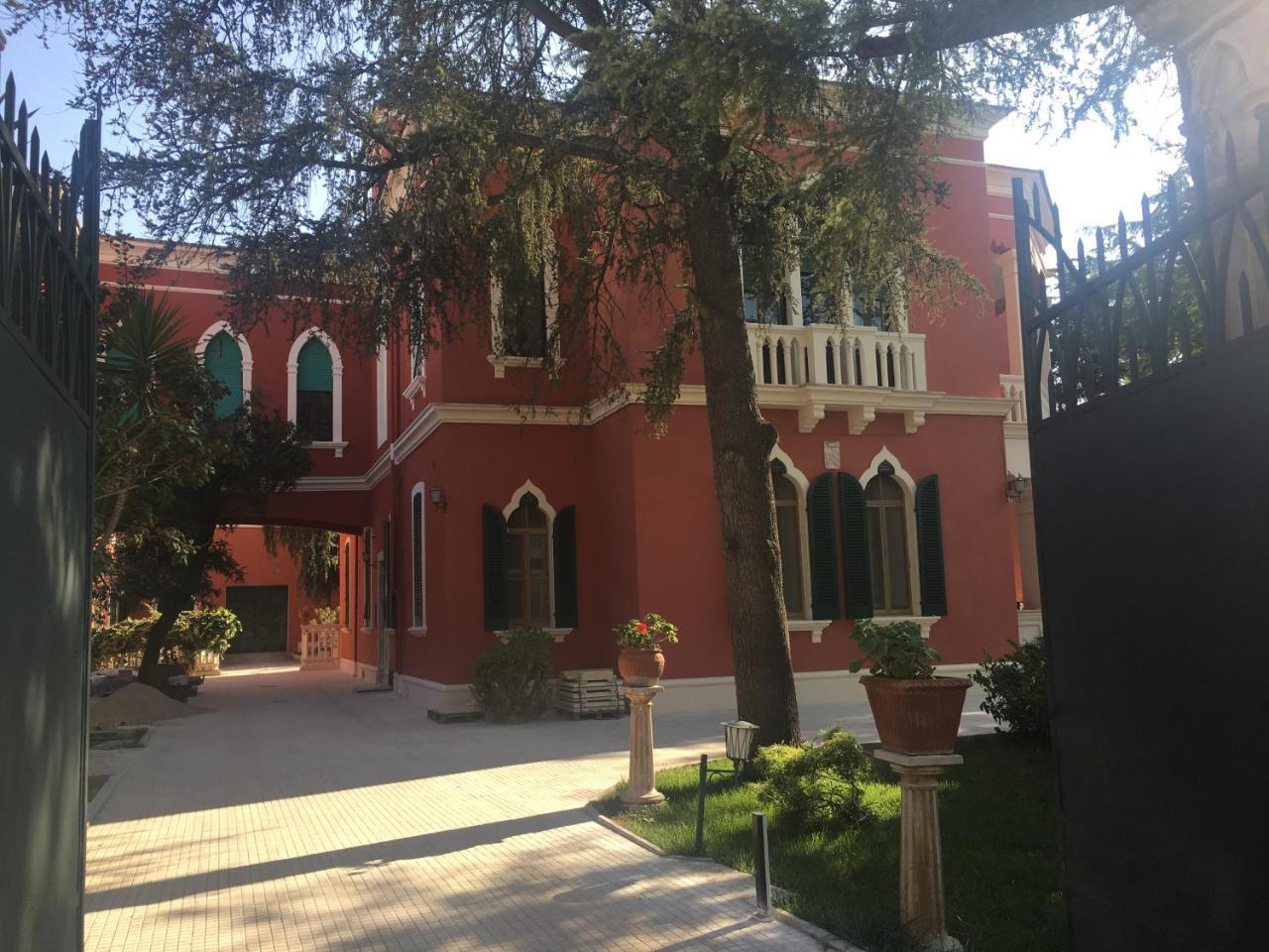 Latiano Donnenzo B&B 외부 사진